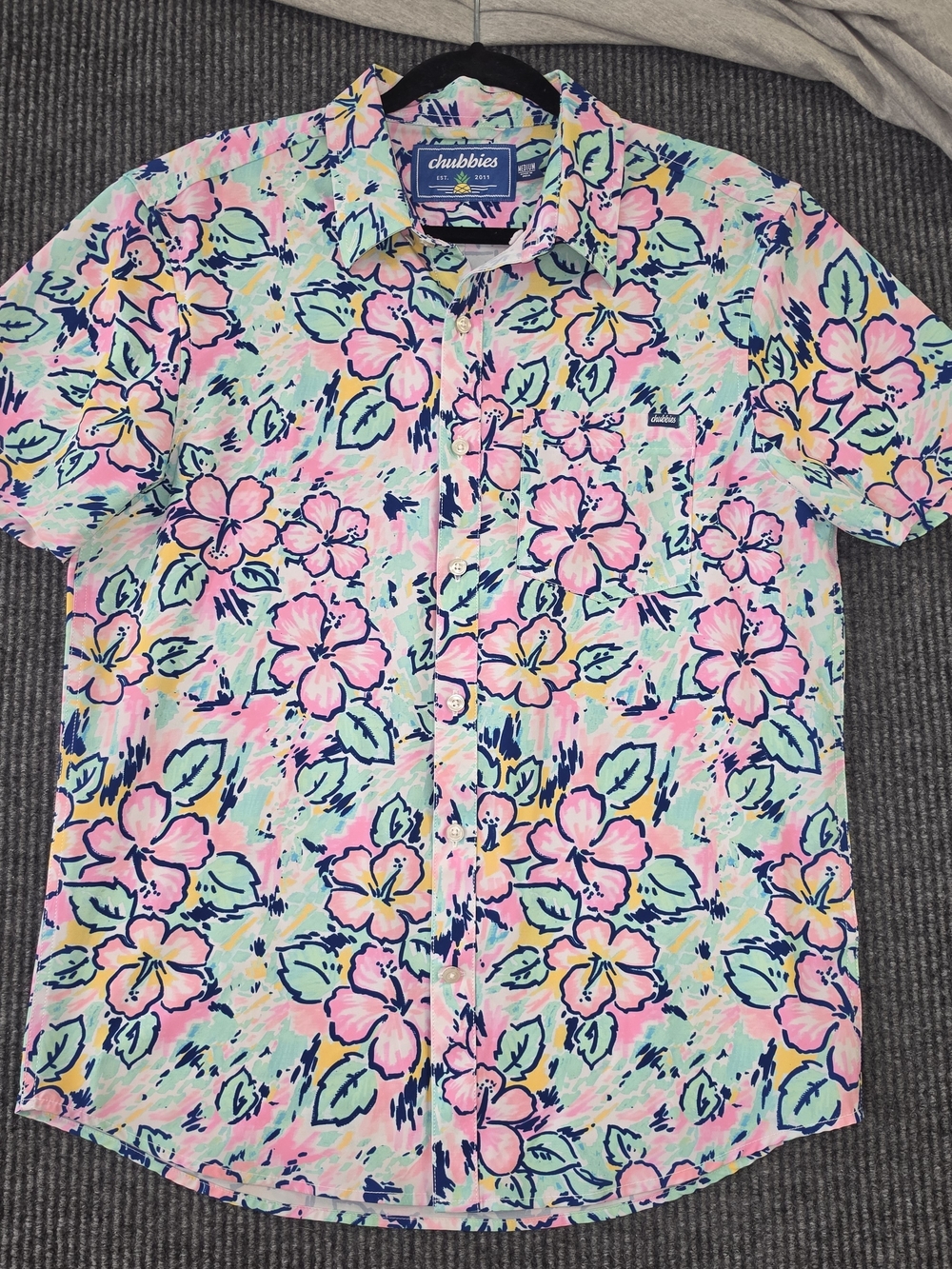 chubbies Mint, Pink & Navy Floral Short-Sleeve Button-Down Shirt